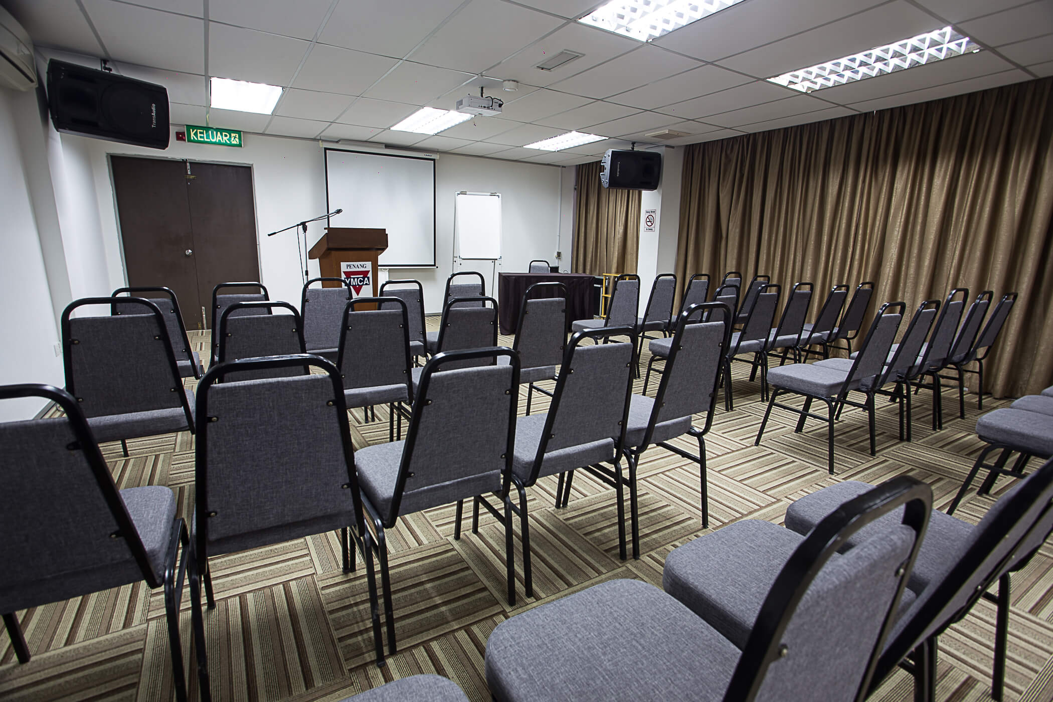 Faith_Meeting Room