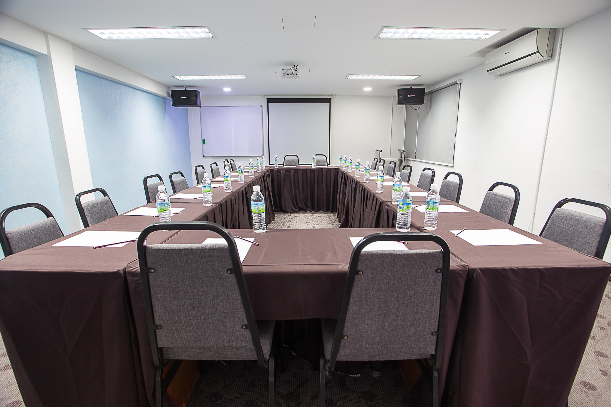 Hope_Meeting Room